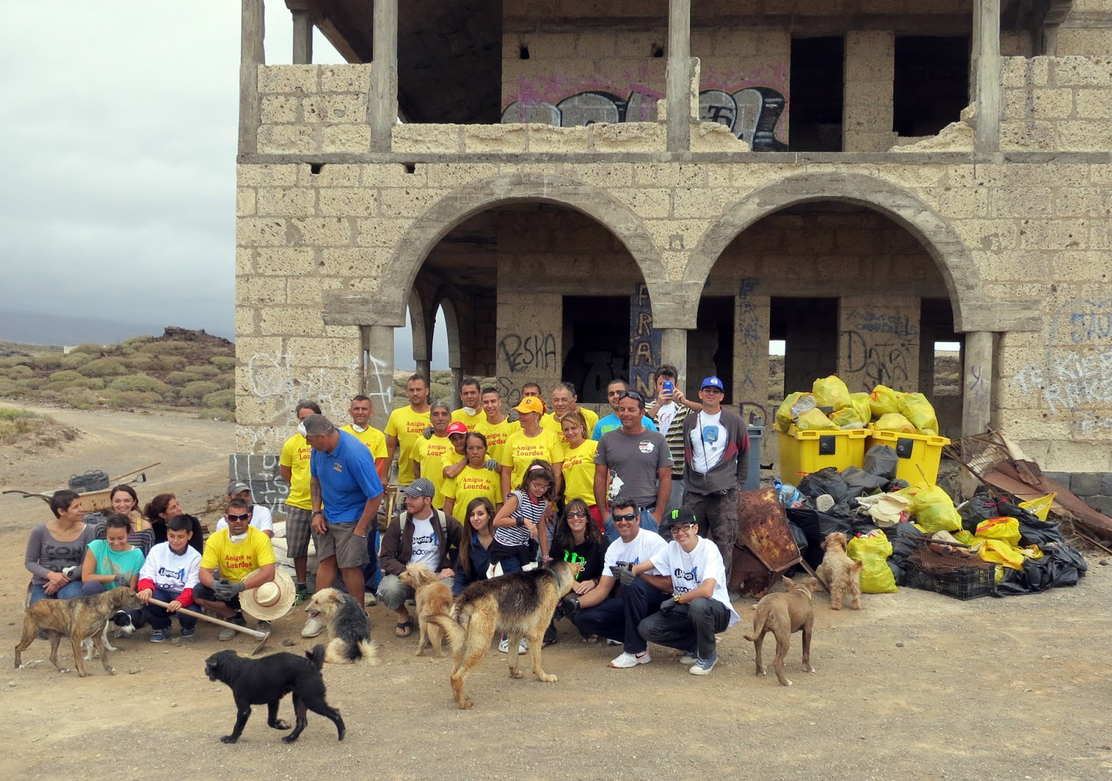 Amigos de Lourdes_ecooceanosblogspotcom